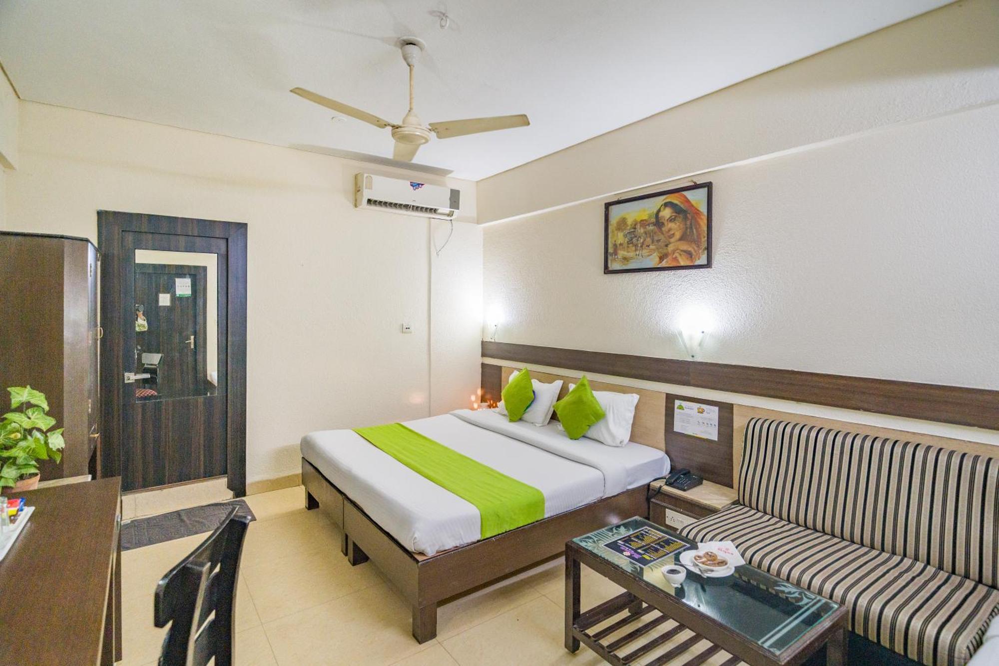 Hotel The Shagun Bhopal Esterno foto