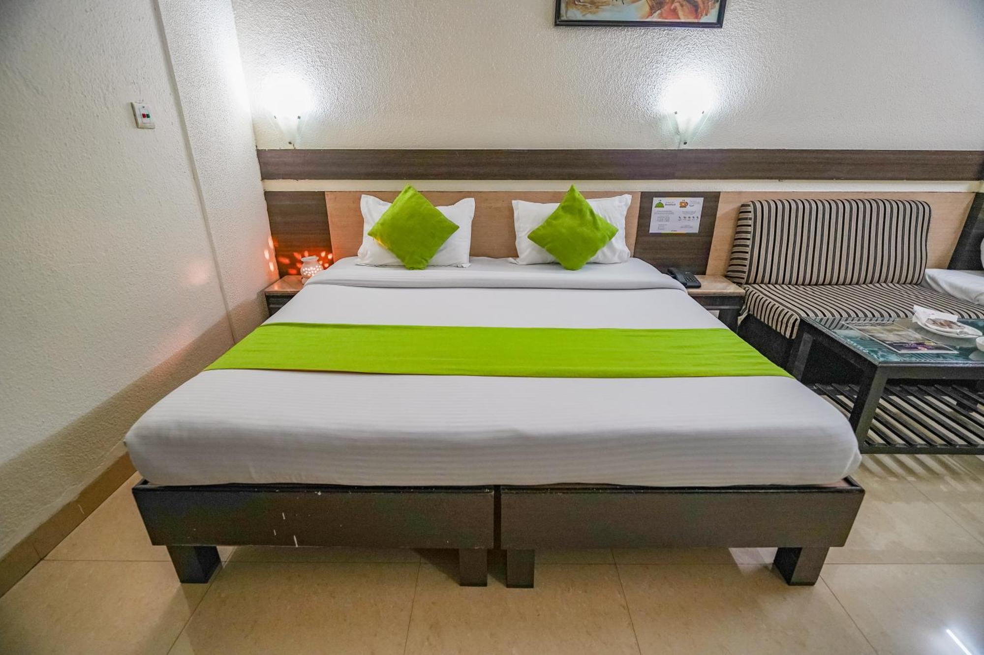 Hotel The Shagun Bhopal Esterno foto