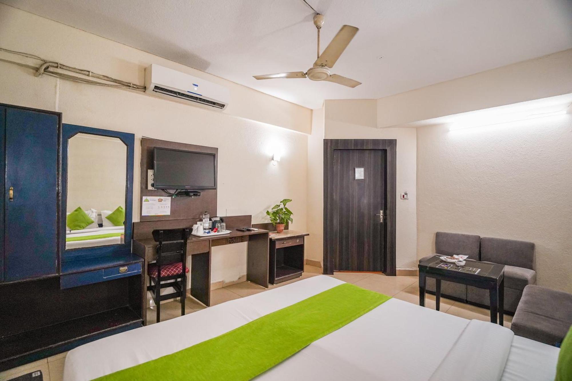 Hotel The Shagun Bhopal Esterno foto