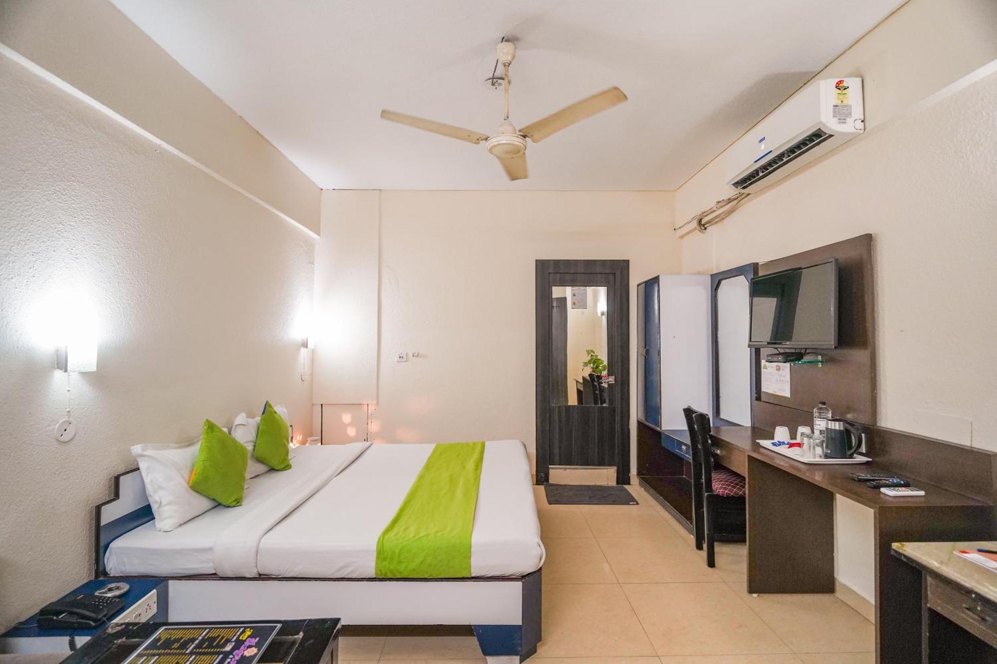 Hotel The Shagun Bhopal Esterno foto