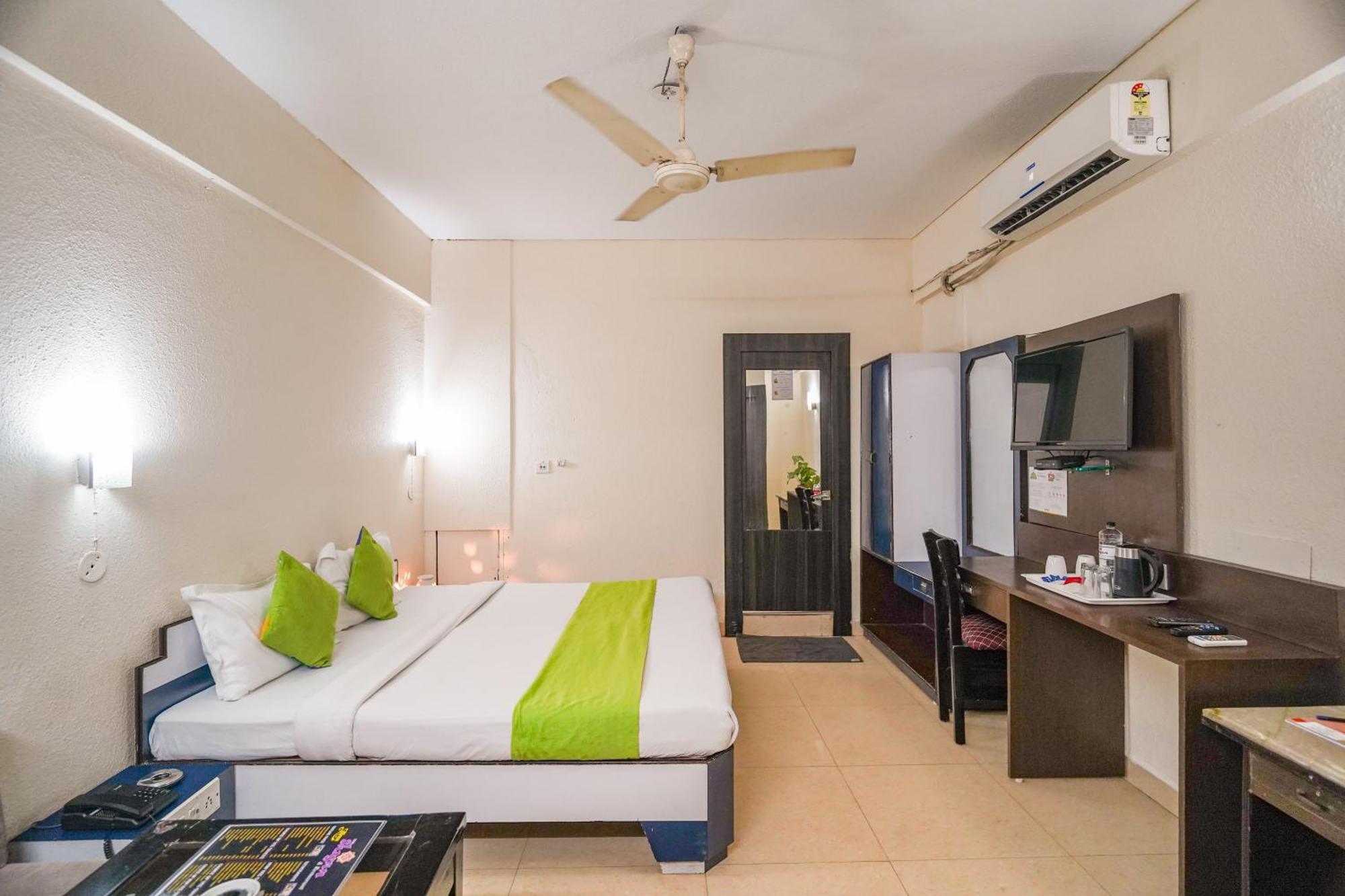 Hotel The Shagun Bhopal Esterno foto