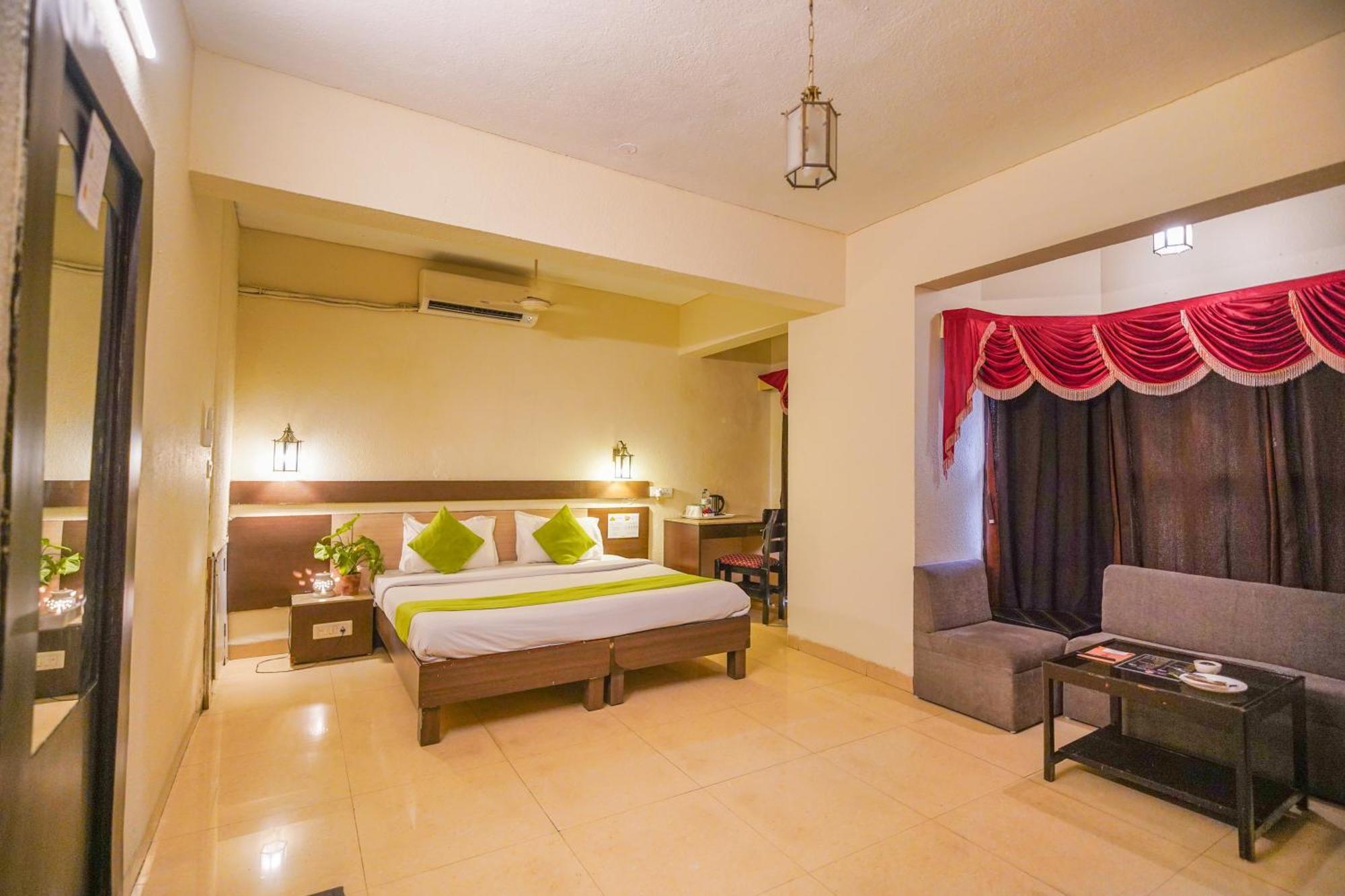 Hotel The Shagun Bhopal Esterno foto