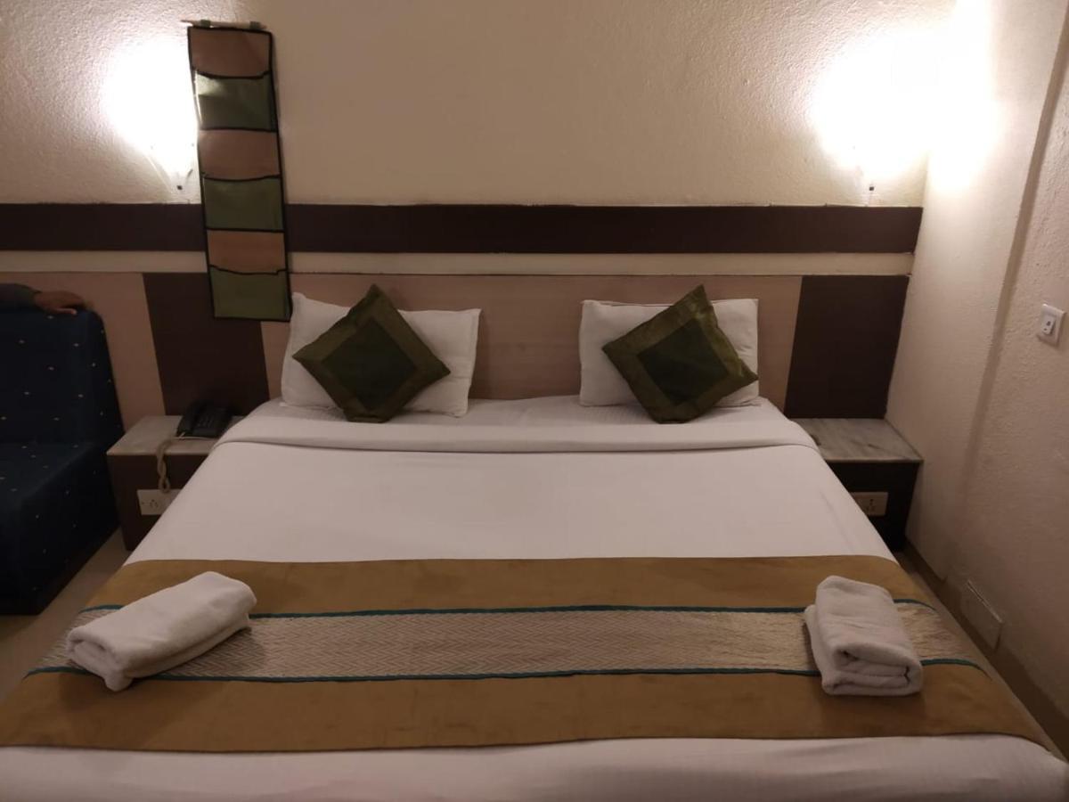 Hotel The Shagun Bhopal Esterno foto